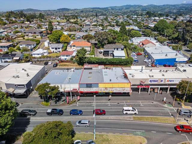 Freehold Cameron Road retail investment