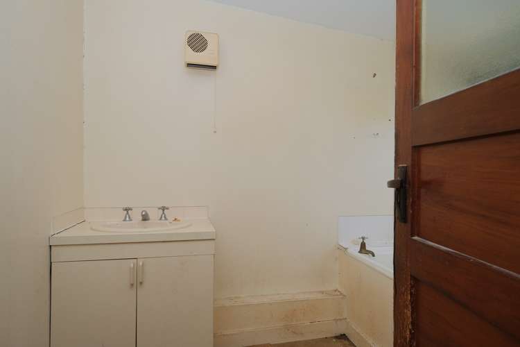 83 Macandrew Road South Dunedin_11