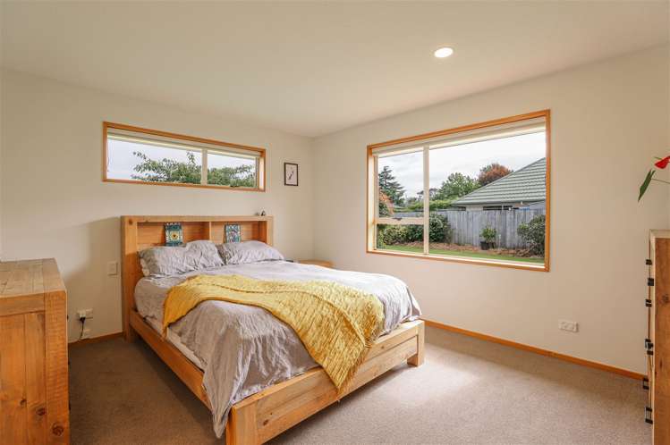 103 Pages Road Allenton_7