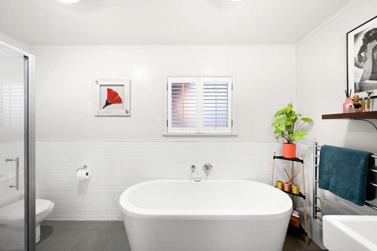 6 Tudor Crescent Chedworth_18