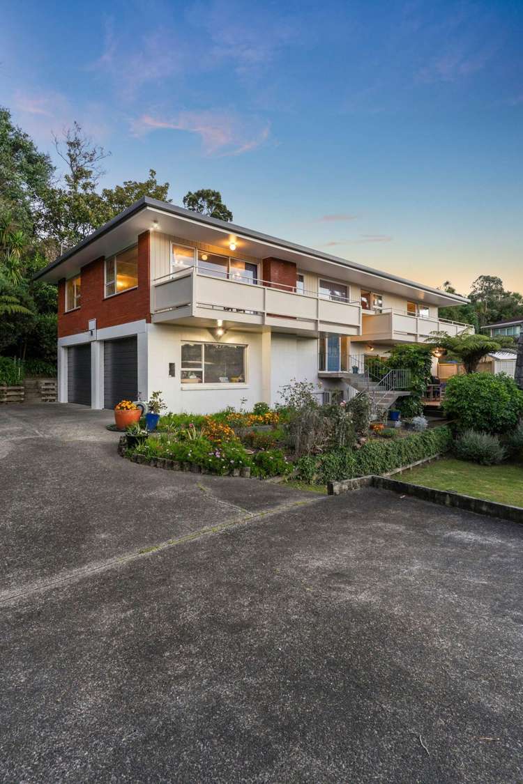 56 Mayfair Crescent Mairangi Bay_49