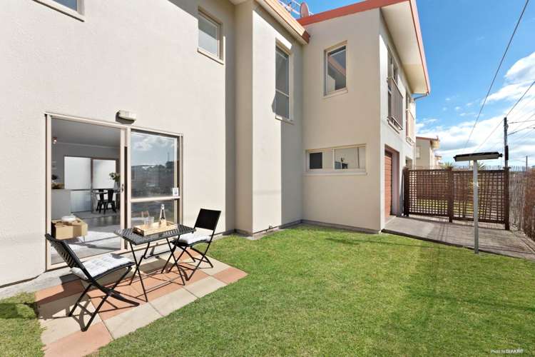 5 Lockington Avenue Henderson_13