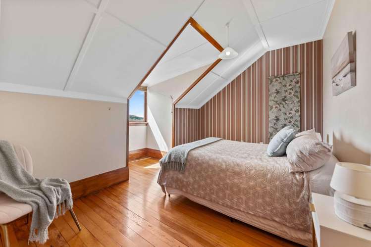 50 Easther Crescent Kew_21