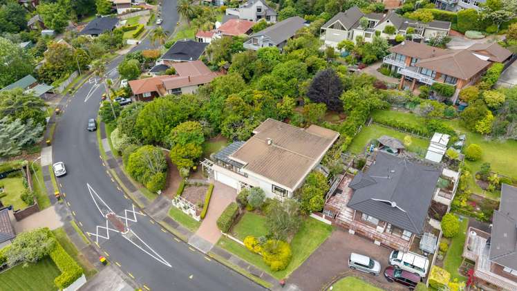 33 Castleton Drive Mellons Bay_2