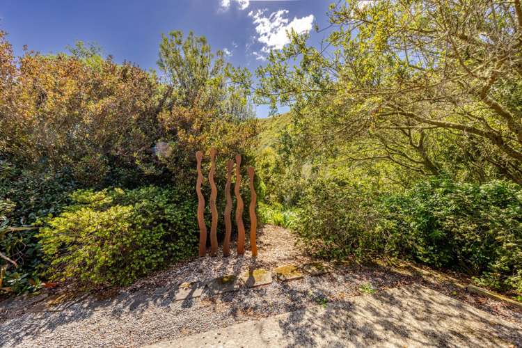 1127 Pourerere Road Omakere_30