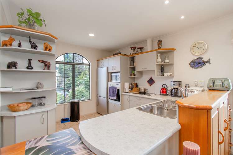 30/285 Vaughan Road Owhata_2