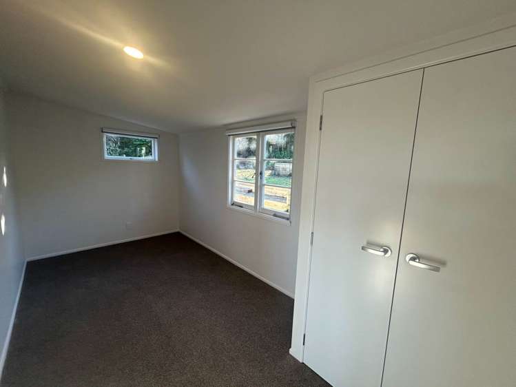 19 Jellicoe Road Murrays Bay_11