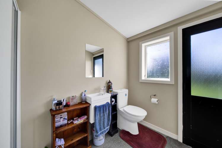 1 Mahuru Lane Okato_12