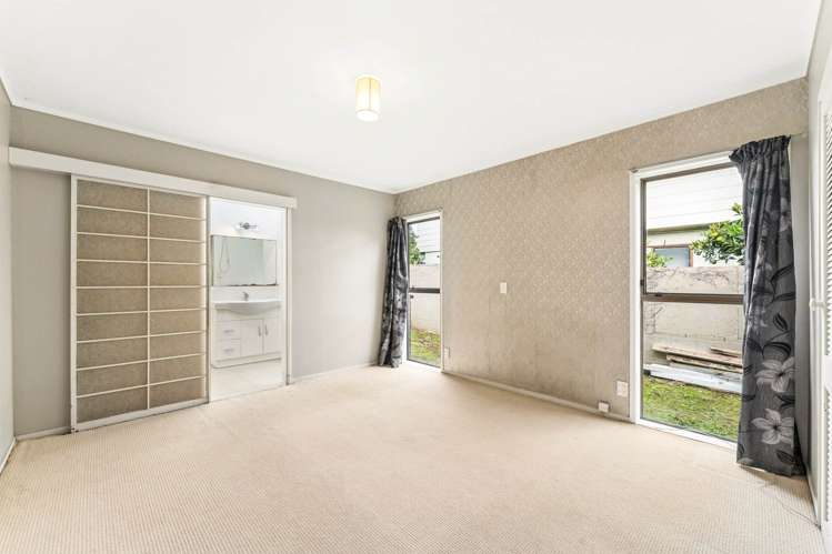 25 Bluewater Place Wattle Downs_7