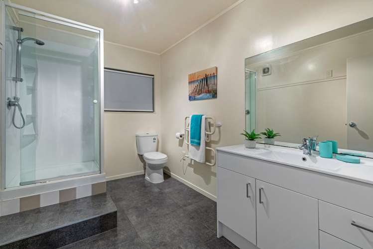 66 Redwing Street Browns Bay_21