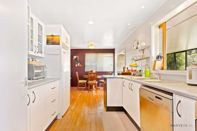 23 Lemnos Place Titirangi_5