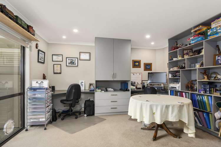 32 Caldera Crescent Pyes Pa_15