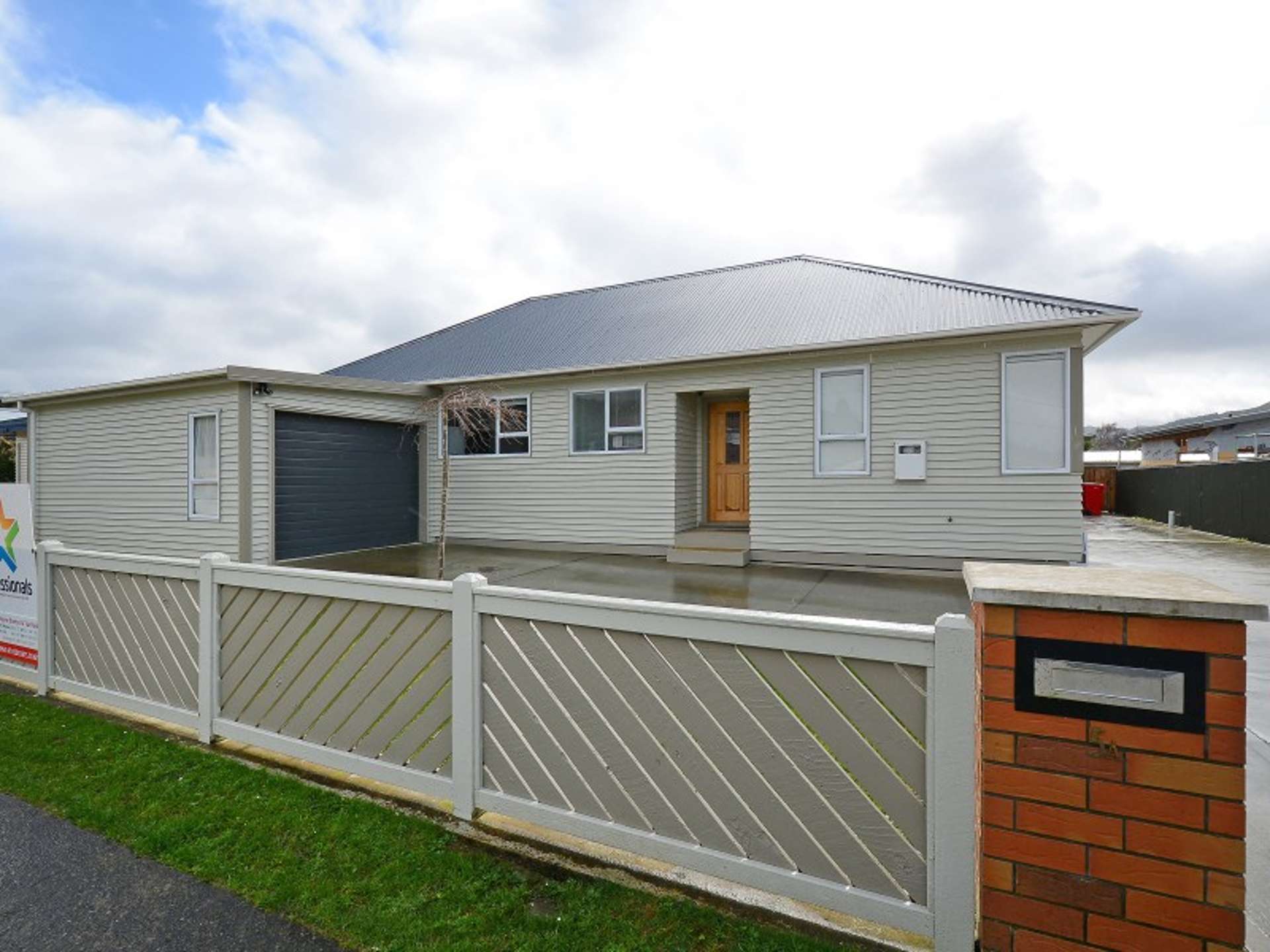 5 Best Street Wainuiomata_0