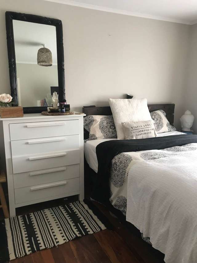 8 Barbary Avenue Kelston_4