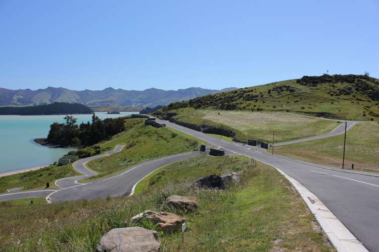 4 Kaioruru Lane Charteris Bay_14