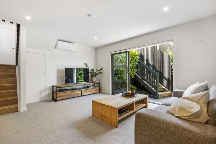 2/45 Kurahaupo Street Orakei_12