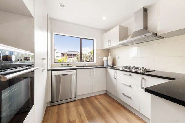 11 Bushpark Place Flat Bush_2