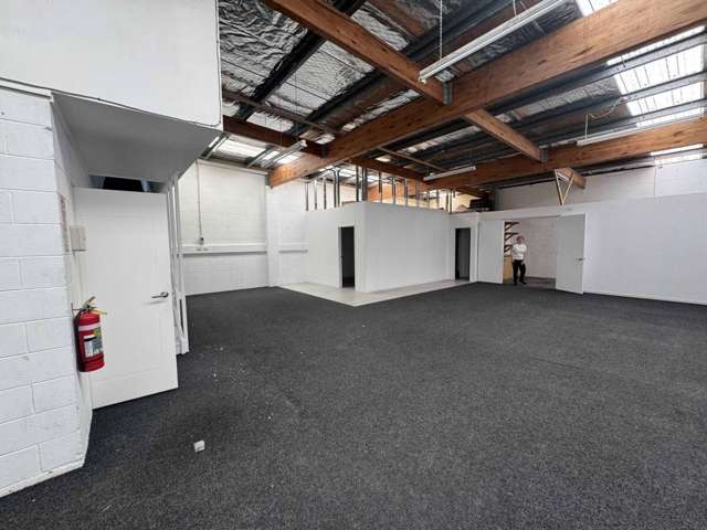 B4/50 Keeling Road Henderson_3