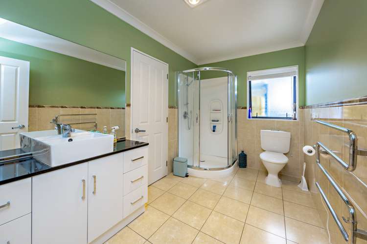 9 Pistachio Place Goodwood Heights_13