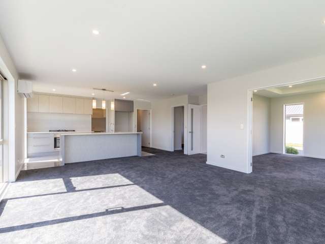 31 Four Peaks Drive Wigram_2