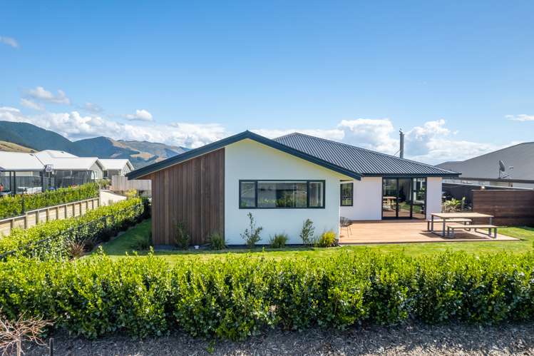 11 Huntaway Close Stoke_2