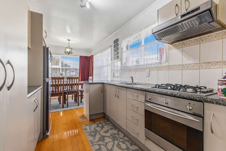 30 McKean Avenue Manurewa_8