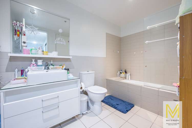 605/30 Beach Road Auckland Central_10