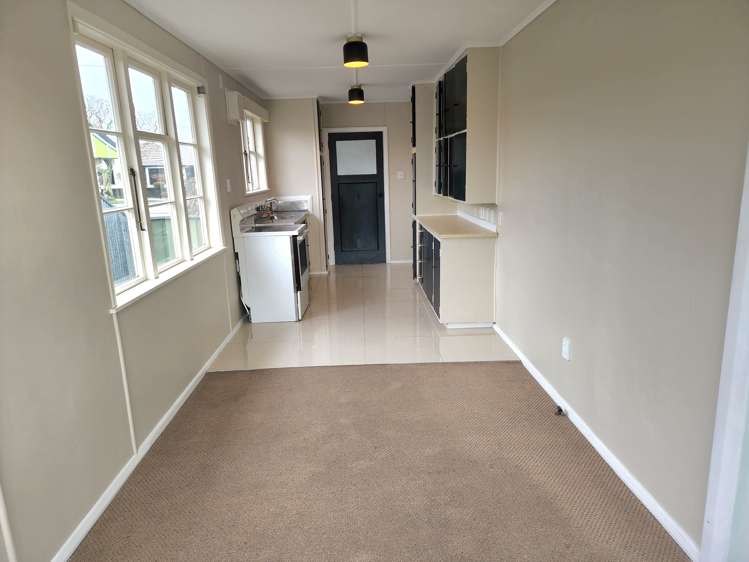 563 Queen Street East Levin_1