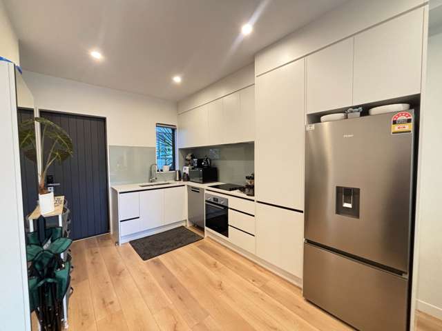 7/57 Kervil Avenue Te Atatu Peninsula_1
