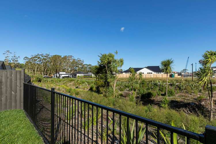 35 Matahae Crescent Wainui_5