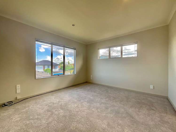 27 Cyclamen Road Mangere Bridge_4