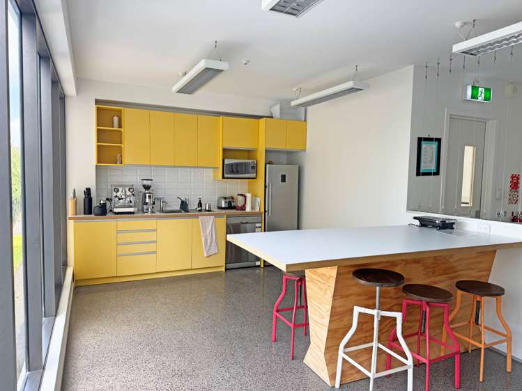 Level 2/132 Hurstmere Road Takapuna_8