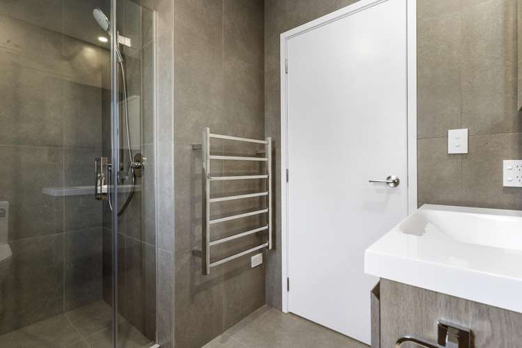 2a Stokes Avenue Te Atatu Peninsula_8