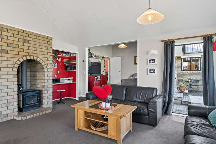 44 Heron Avenue East Matua_5