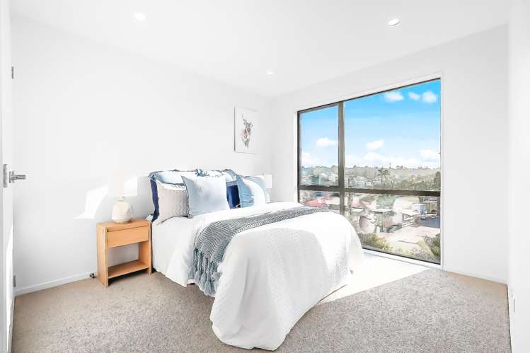 6/4052 Great North Road Glen Eden_12