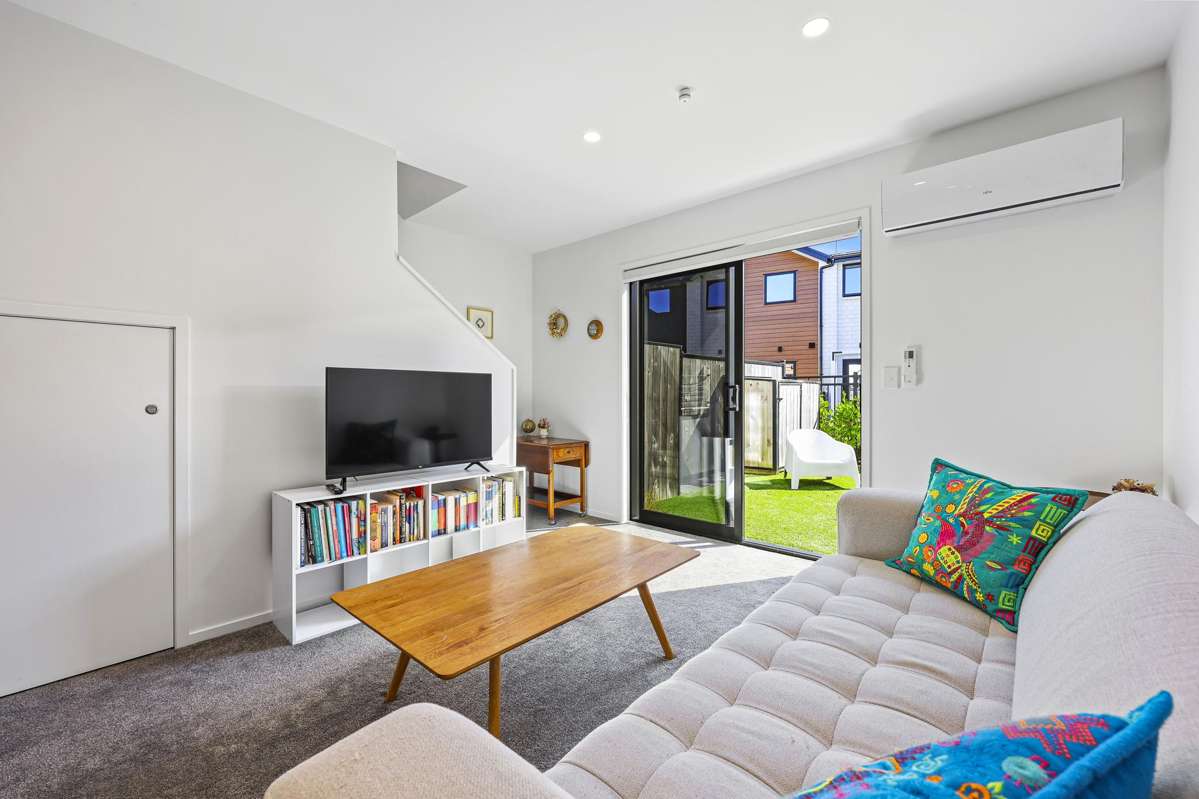 4/170 Don Buck Road_2