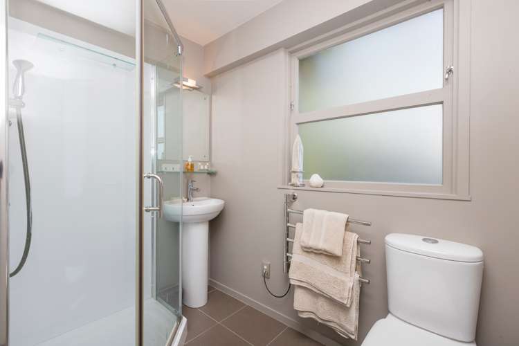 1256 Sandspit Road Sandspit_13