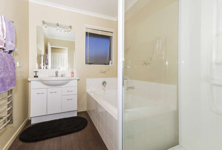 14 Wanderers Avenue Brightwater_15