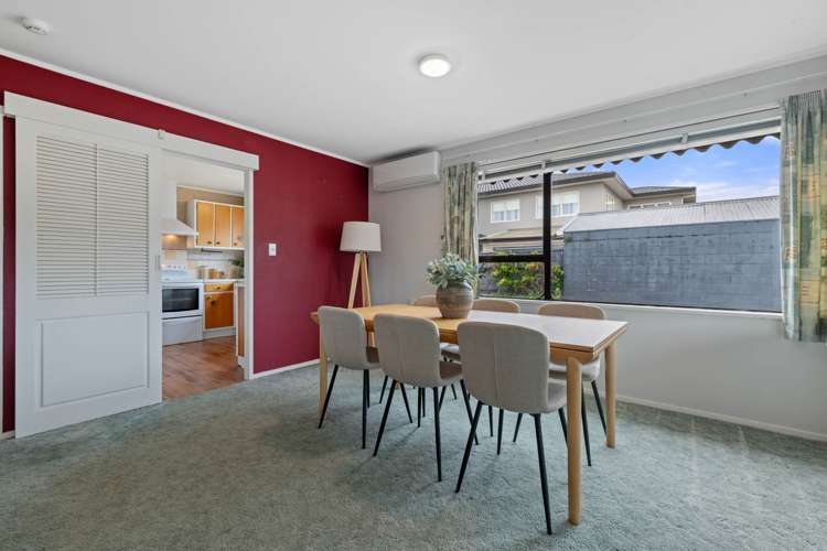 2/60 Vivian Wilson Drive Eastern Beach_5