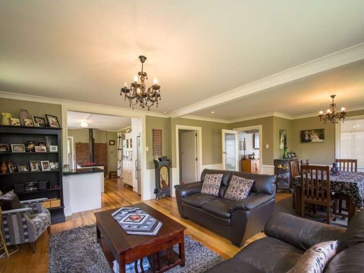 1112 Rangiotu Road Rangiotu_5