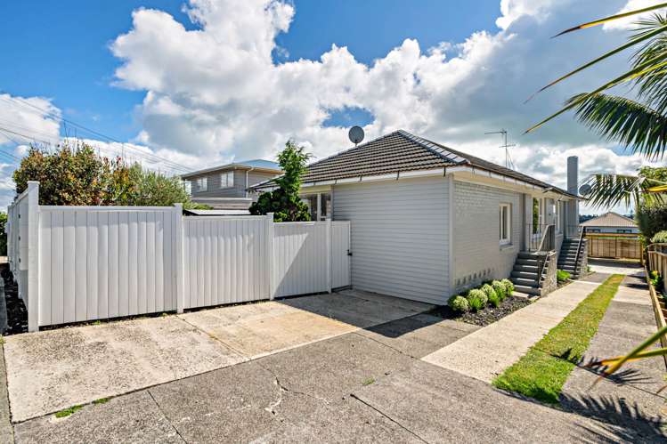 1/134 St Johns Road St Johns_1