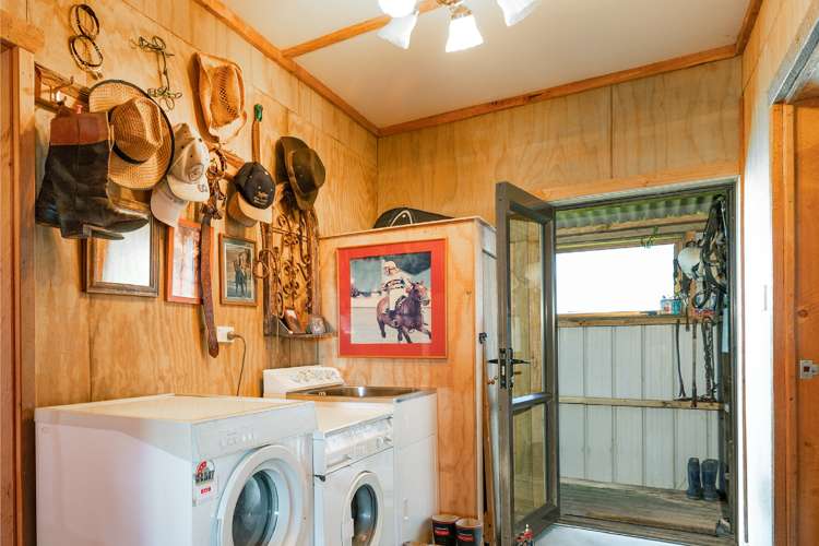 52 Lara Lane Kaiwaka_16