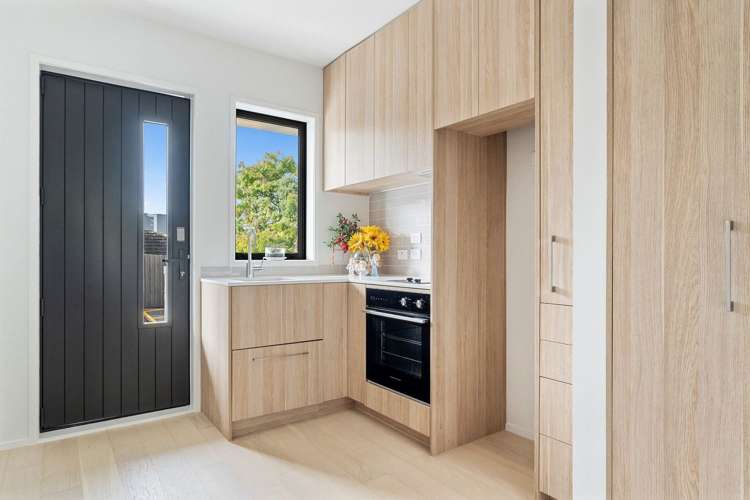 124 Taylors Road Mount Albert_11