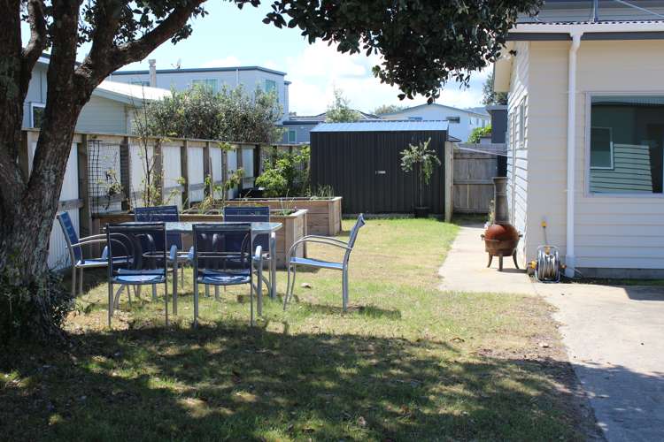 153 The Fairway Matarangi_13