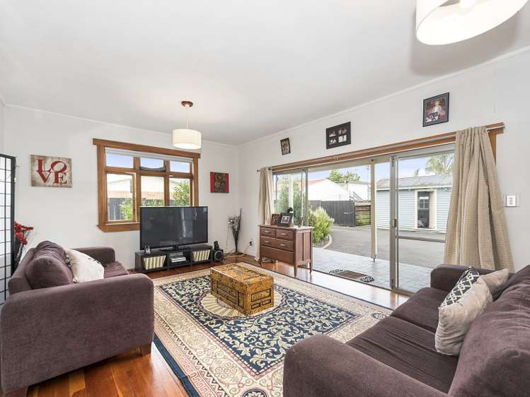 8 Masons Avenue Hamilton East_6