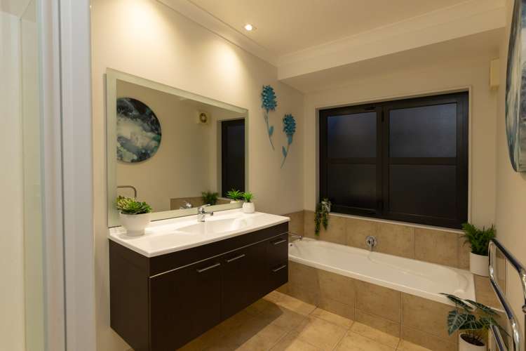 39 Tennyson Avenue Kelvin Grove_16