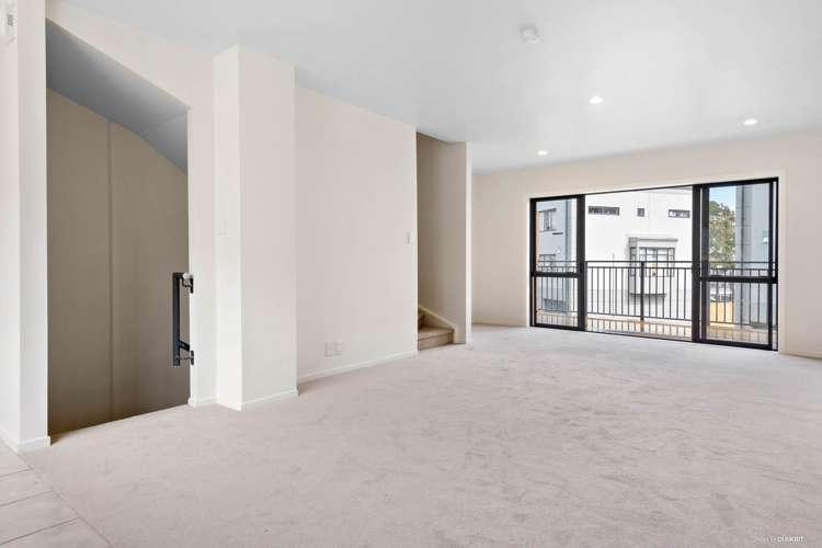 16/6 Ambrico Place New Lynn_5