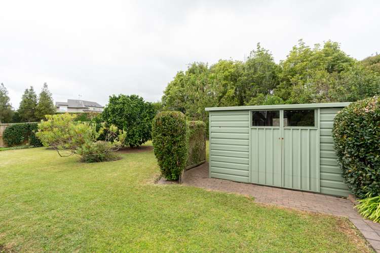 34 Huntington Drive Huntington_37