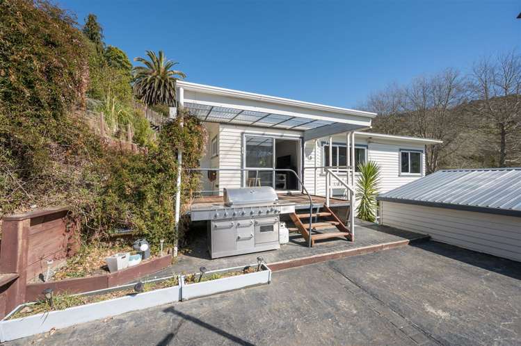 129 Emano Street Toi Toi_5