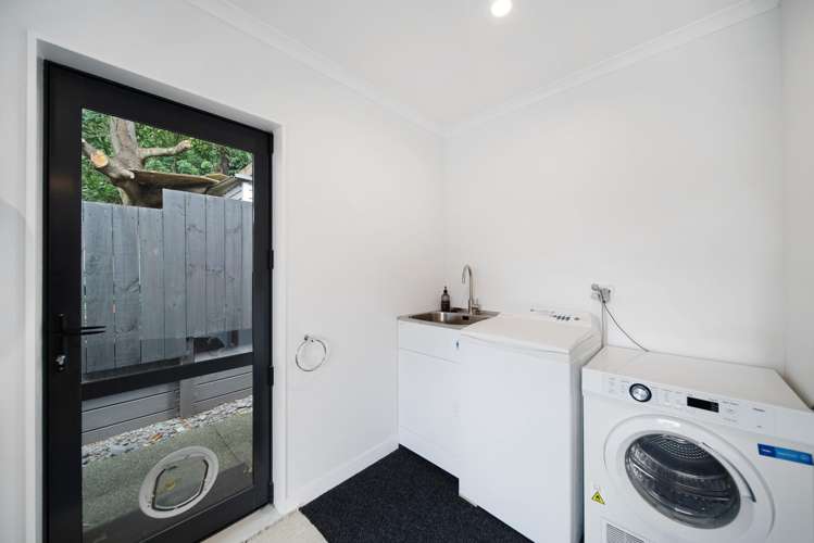 17a Callis Avenue Opaheke_28